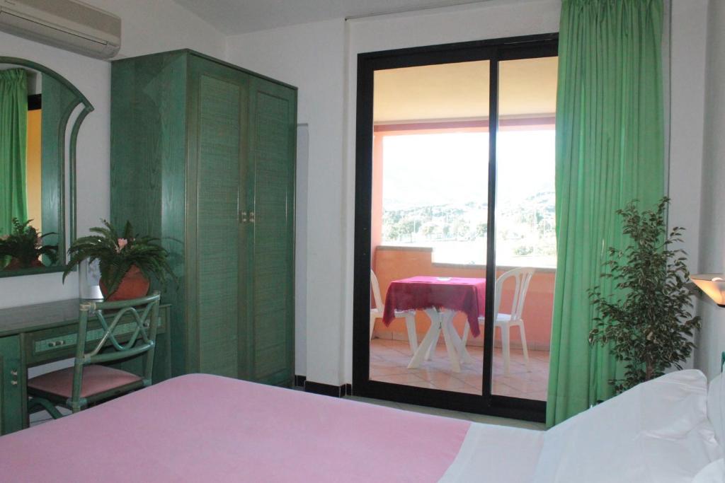 Hotel Blu Marlin Villasimius Quarto foto